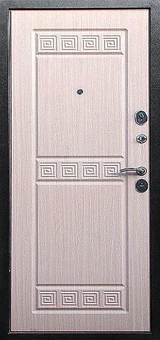 Входная дверь Capital-14 (МДФ Филенчатый)